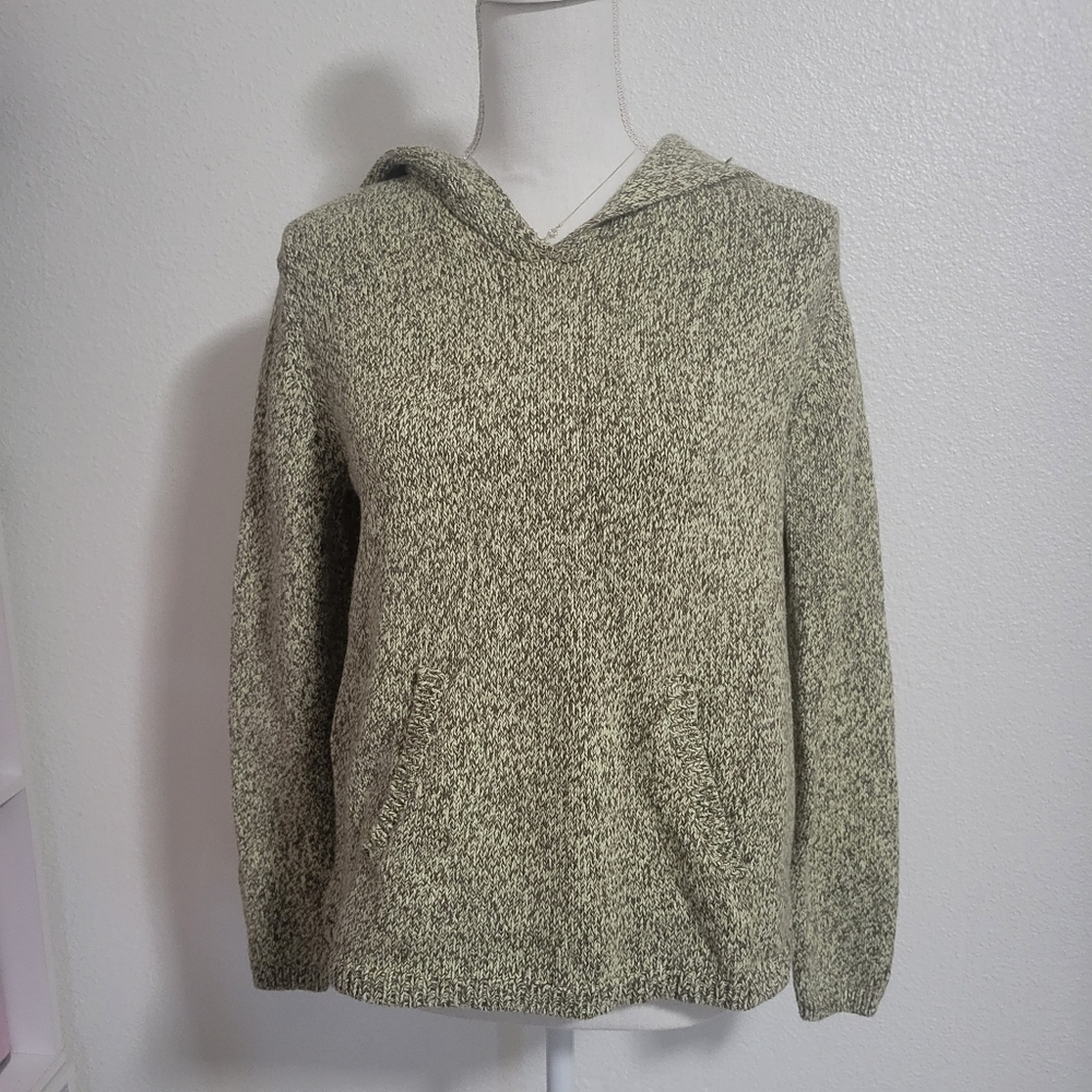 Great Northwest Clothing company sweater with kangaroo pocket size small